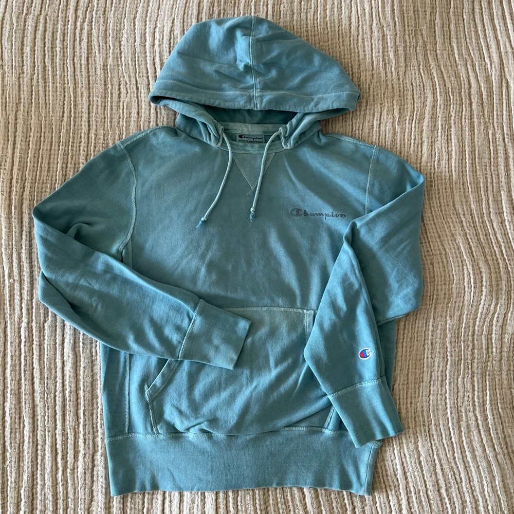Champion hoodie with front pocket